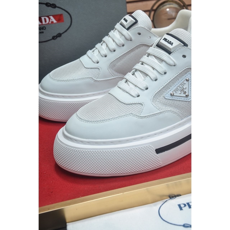 Pra*a casual shoes